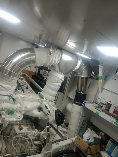 Isolamento em tanques e reservatórios industriais